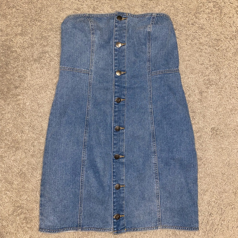 Strapless jean mini dress with buttons